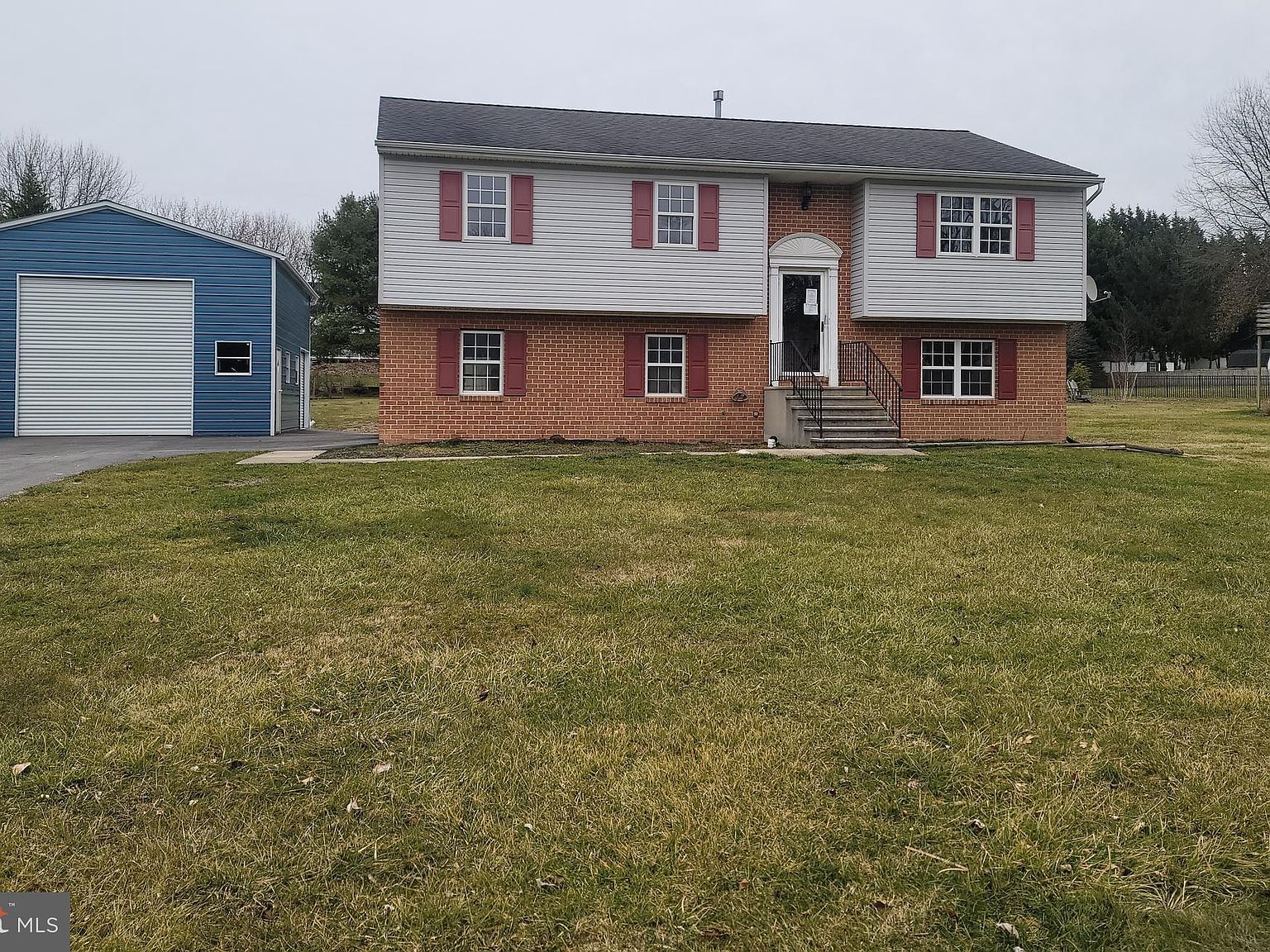 420 Appaloosa Way Red Lion, PA 17356 - Thumbnail 2