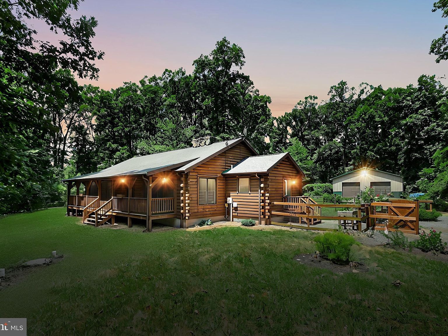 90 White Church Rd York Springs, PA 17372 - Thumbnail 2