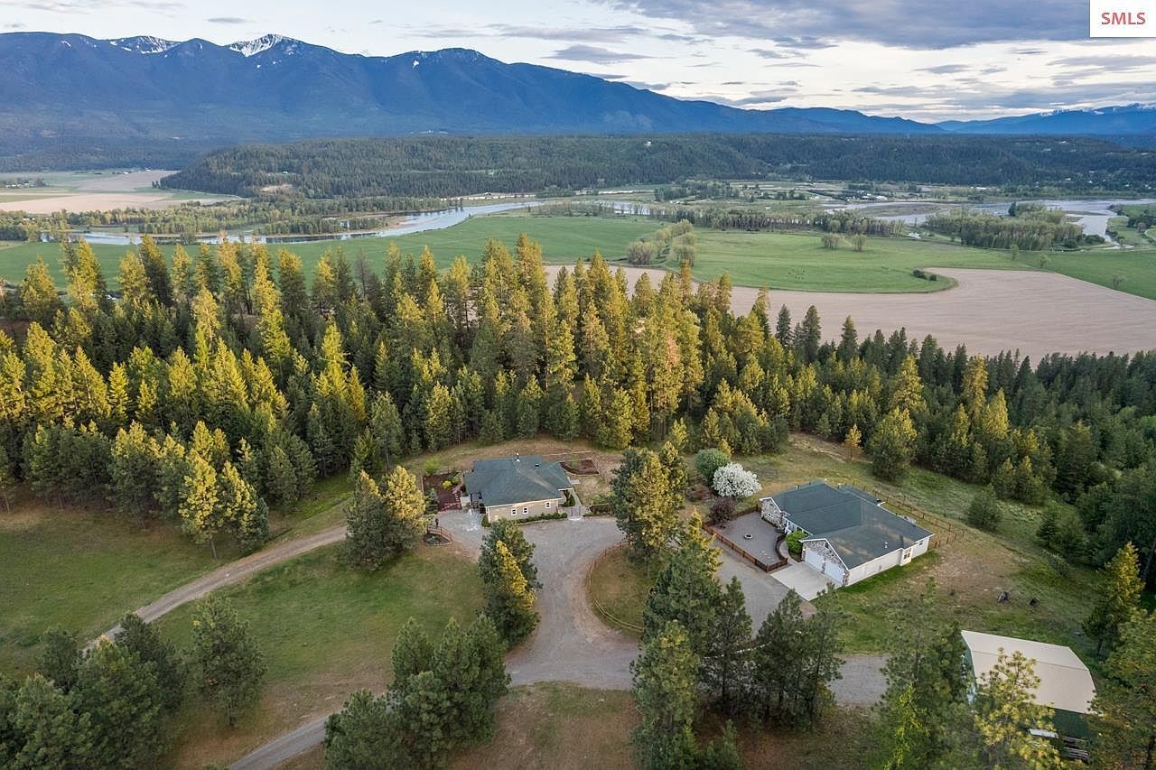 684 Chute Canyon Way Bonners Ferry, ID 83805 - Thumbnail 2