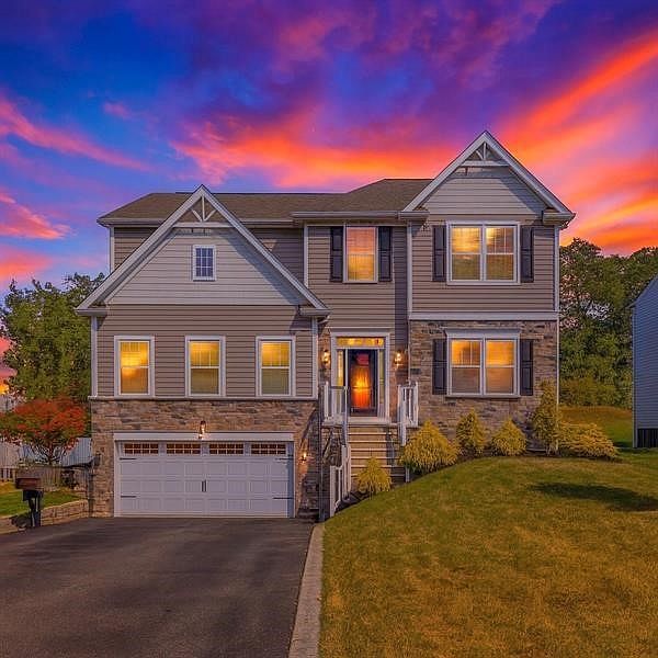 110 Multiflora Dr N Canonsburg, PA 15317 - Thumbnail 2