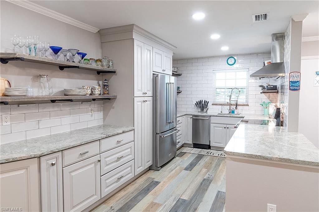 6771 Panther Ln APT U5 Fort Myers, FL 33919 - Thumbnail 2