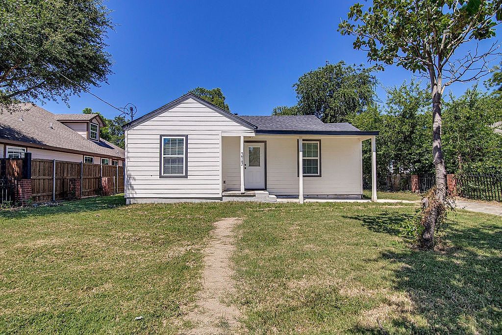 213 NE 29th St Grand Prairie, TX 75050 - Thumbnail 2