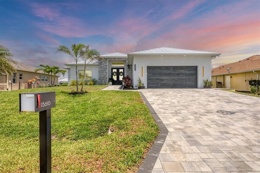 15610 Staunton Cir Port Charlotte, FL 33981 - Thumbnail 2