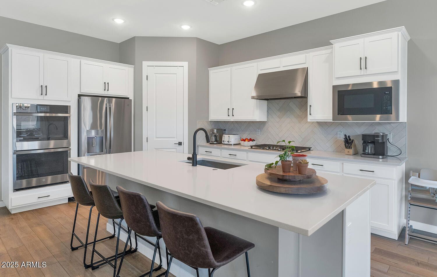 4418 W Park View Ln Glendale, AZ 85310 - Thumbnail 2