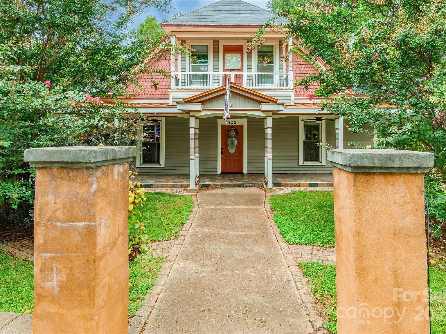 732 W Front St Statesville, NC 28677 - Thumbnail 2