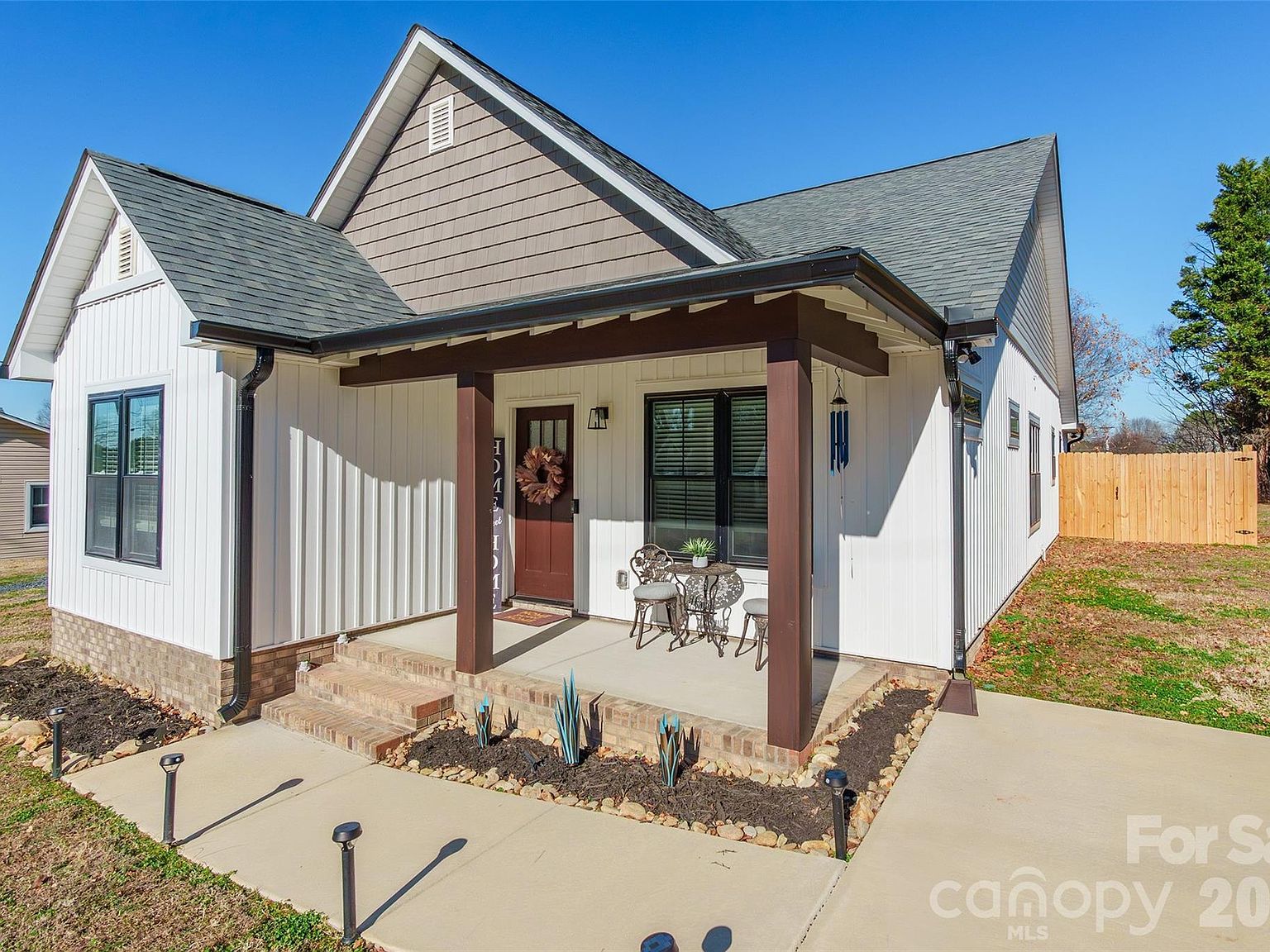 1325 E Cannon Ave Albemarle, NC 28001 - Thumbnail 2