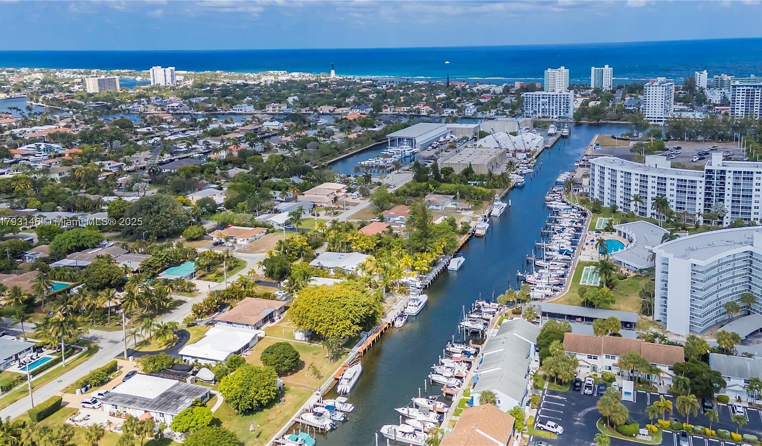 2740 NE 16th St Pompano Beach, FL 33062 - Thumbnail 2