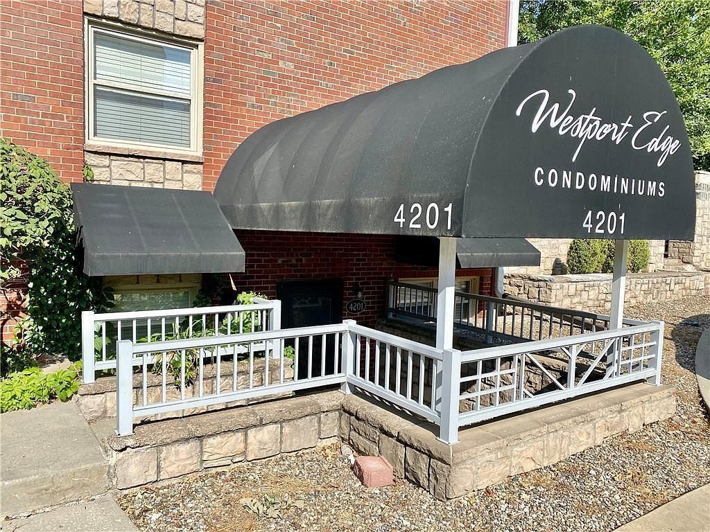 4213 Clark # 3 Ave Kansas City, MO 64111 - Thumbnail 2