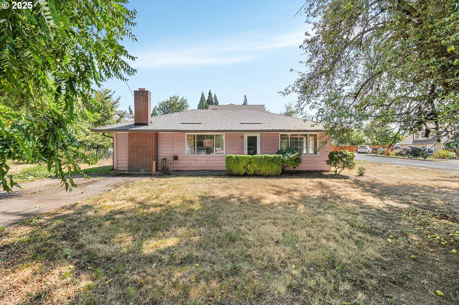 9404 SE 42nd Ave Milwaukie, OR 97222 - Thumbnail 2