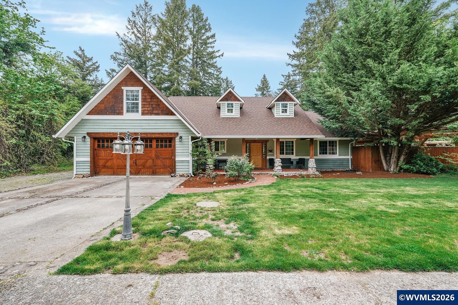 824 W Central Ave Gates, OR 97346  | Single Family