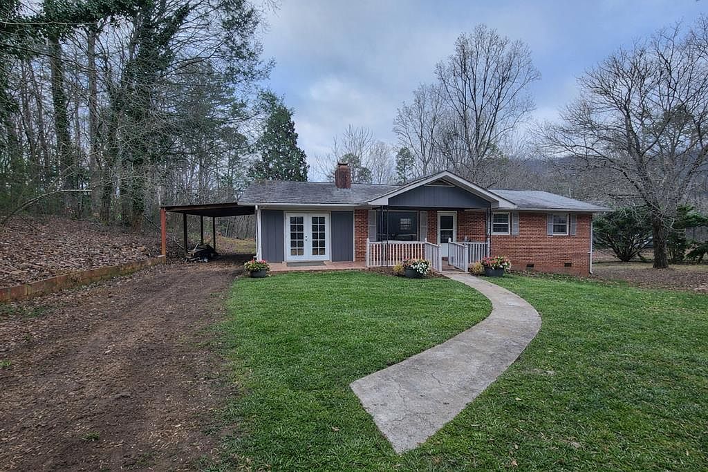 110 Johnson Rd Hayesville, NC 28904  | Single Family
