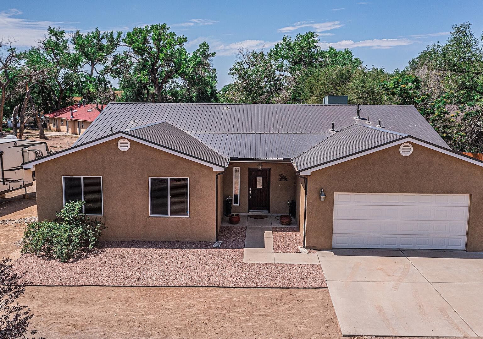 12 Buffalo Ln Los Lunas, NM 87031  | Single Family