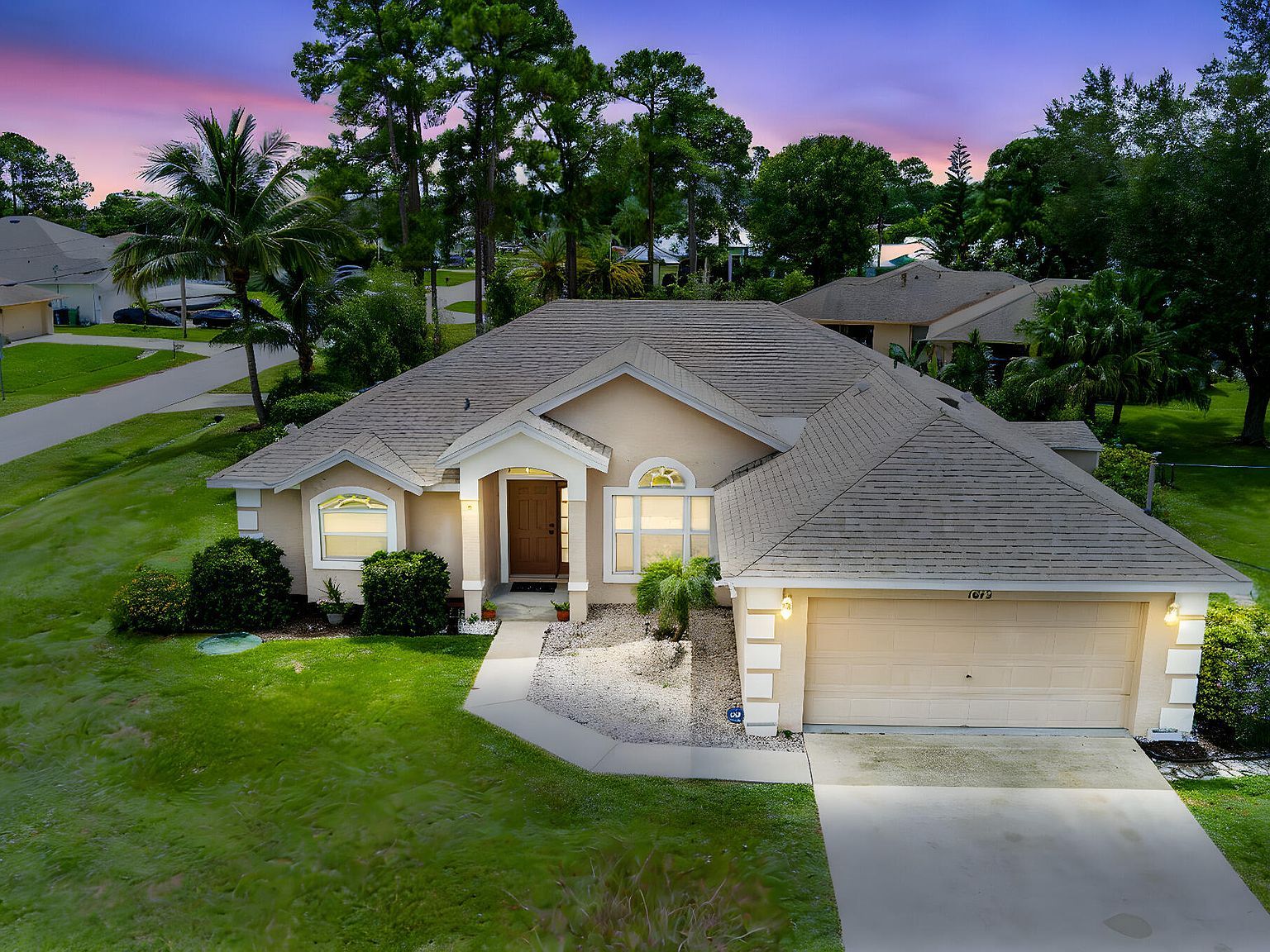 1612 SW Penrose Ave Port Saint Lucie, FL 34953 - Thumbnail 2