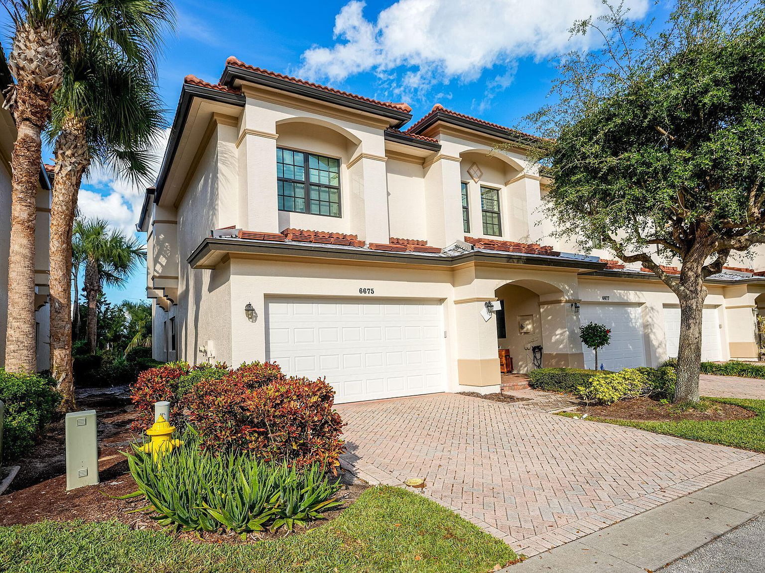 6675 SE Woodmill Pond Ln Stuart, FL 34997 - Thumbnail 2