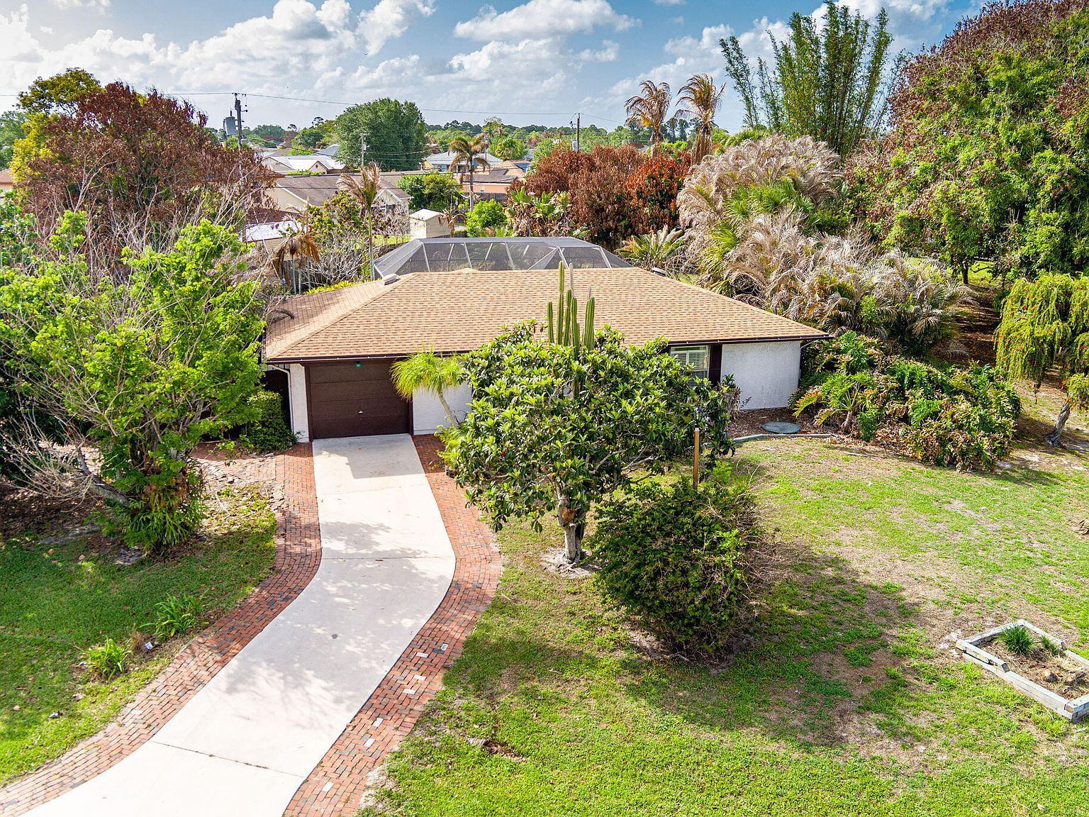 1102 SW Del Rio Blvd Port Saint Lucie, FL 34953 - Thumbnail 2