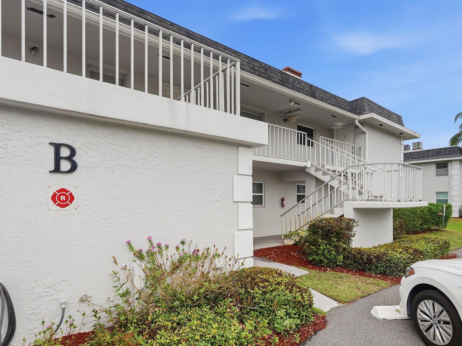 1166 6th Ave APT B8 Vero Beach, FL 32960 - Thumbnail 2