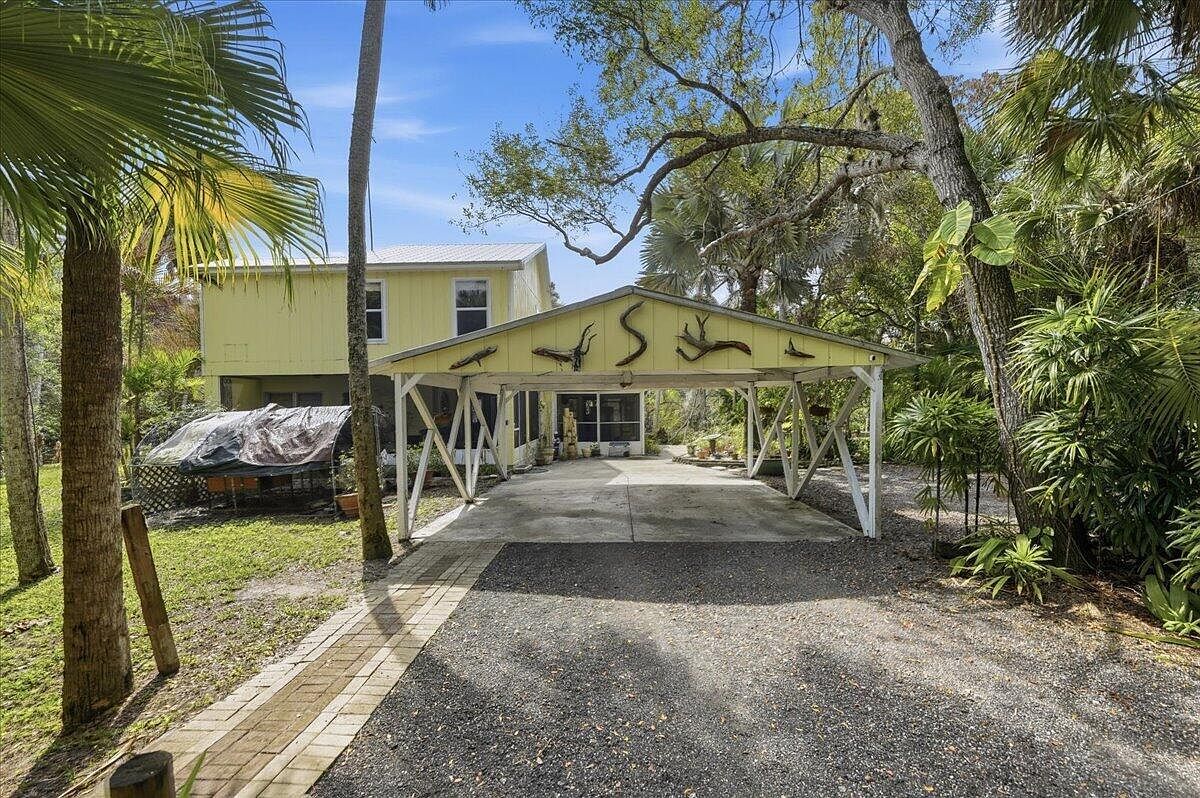 6423 Riverland Dr Fort Pierce, FL 34982  | Single Family