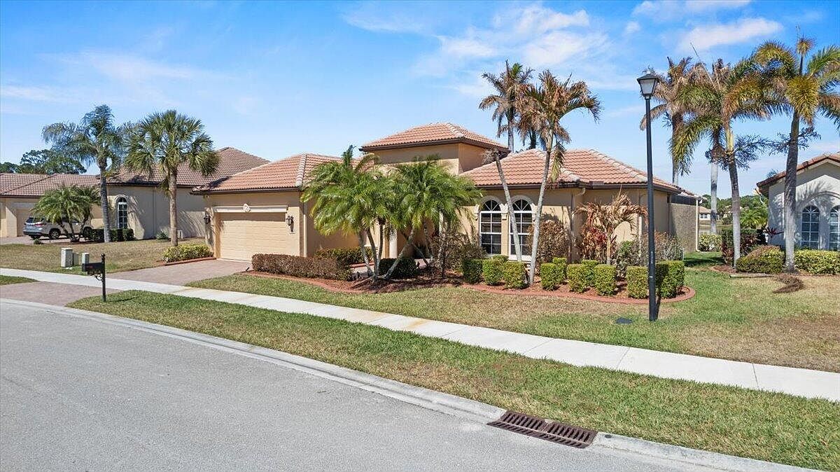 814 SW Saint Julien Ct Port Saint Lucie, FL 34986  | Single Family