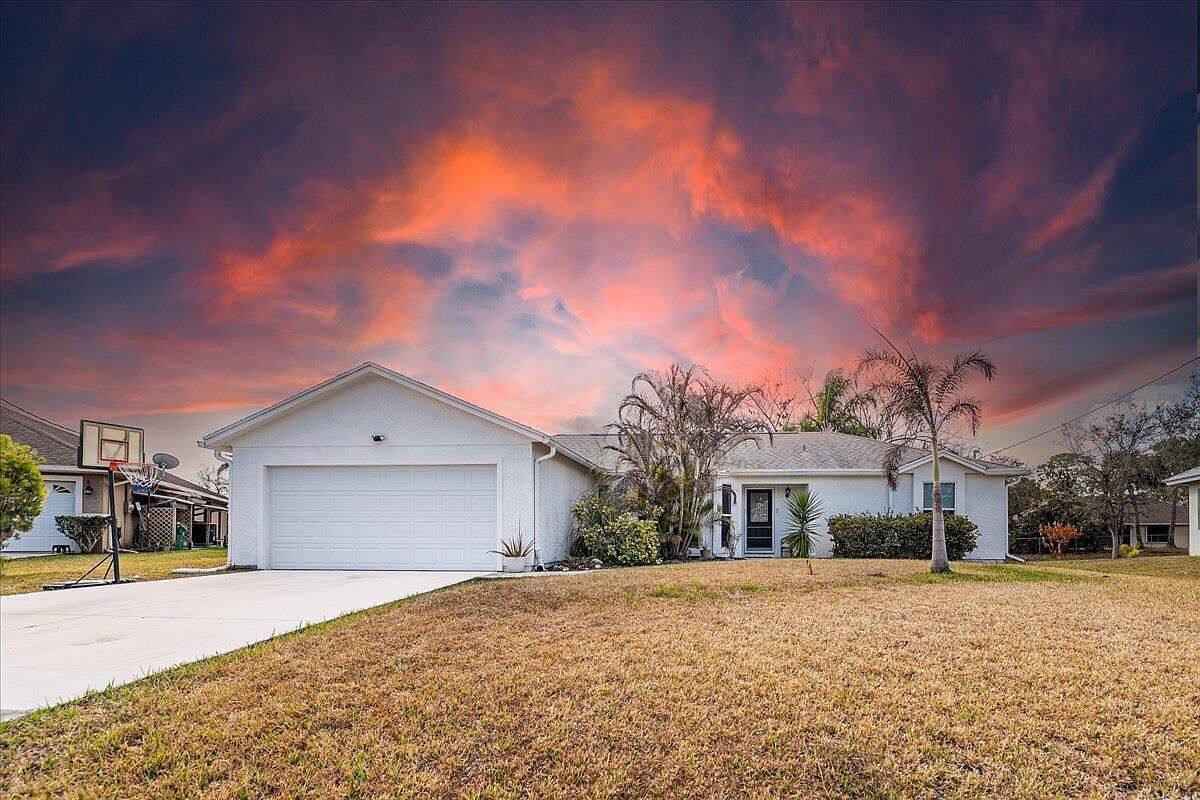 2382 SW Blaine Ter Port Saint Lucie, FL 34953  | Single Family