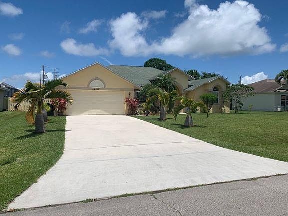 2417 SE Dogwood Ave Port Saint Lucie, FL 34952  | Single Family