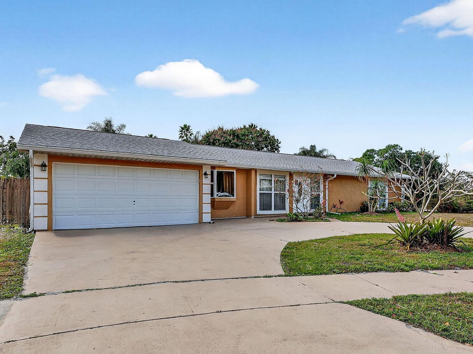 331 NE Camelot Dr Port Saint Lucie, FL 34983  | Single Family