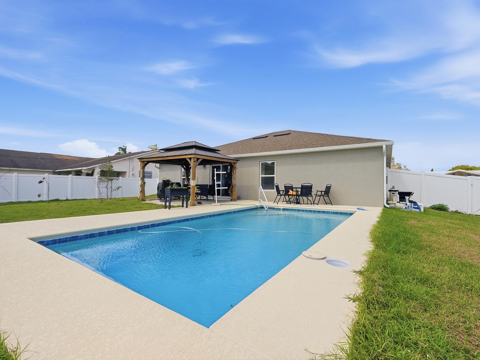684 SE Crescent Ave Port Saint Lucie, FL 34984  | Single Family