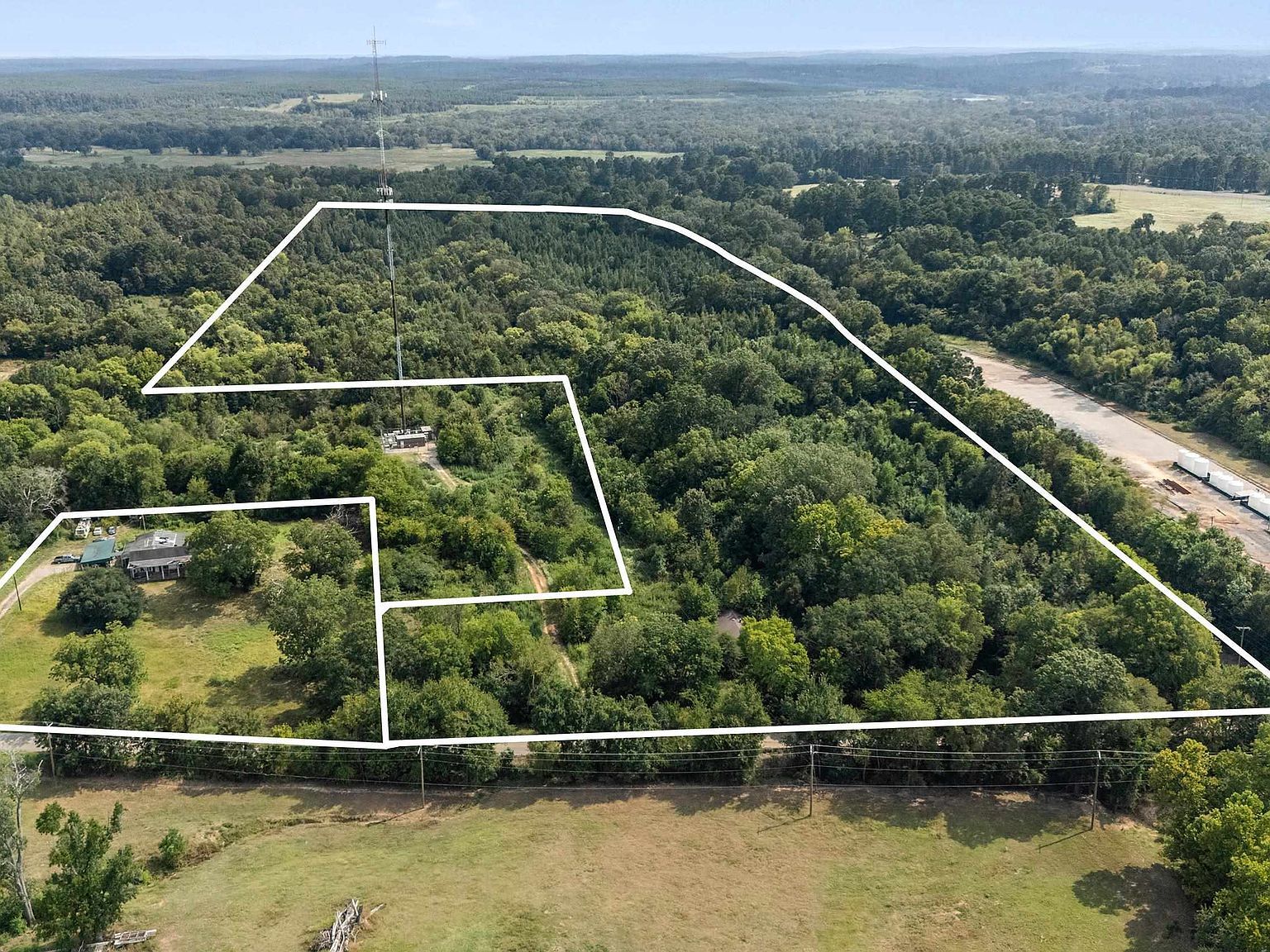 610 E Whitney St Tatum, TX 75691 - Thumbnail 2