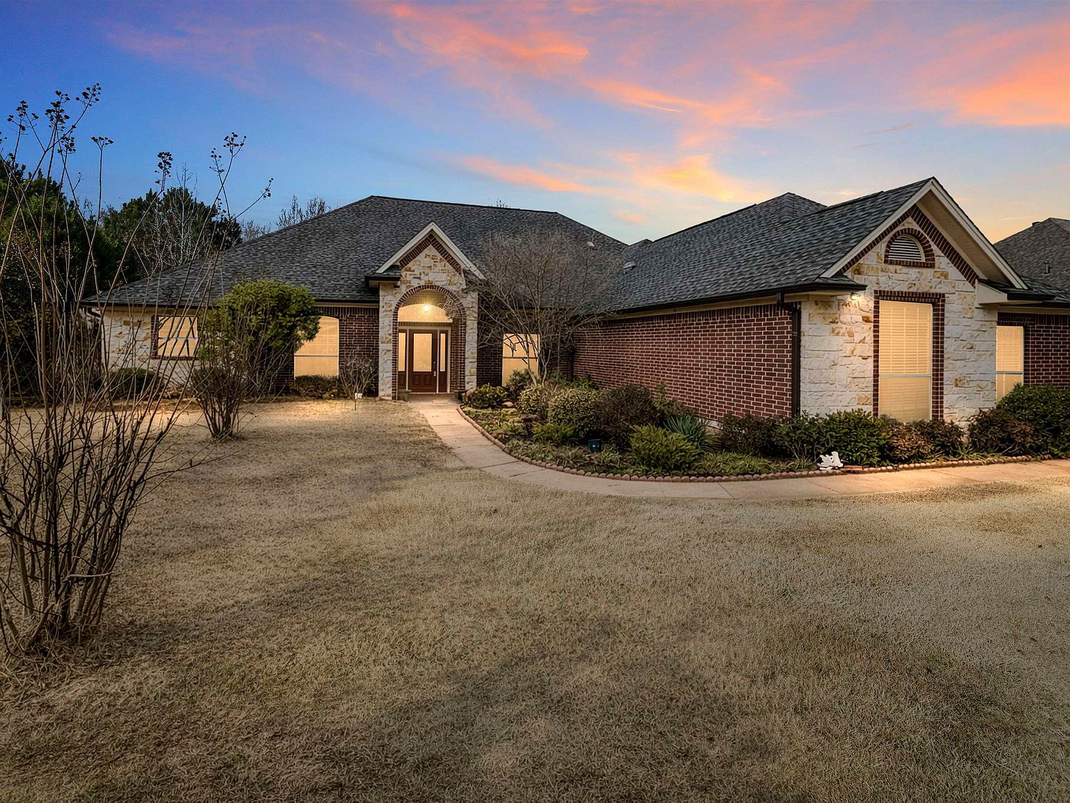 120 Ashbriar Ln Longview, TX 75605 - Thumbnail 2