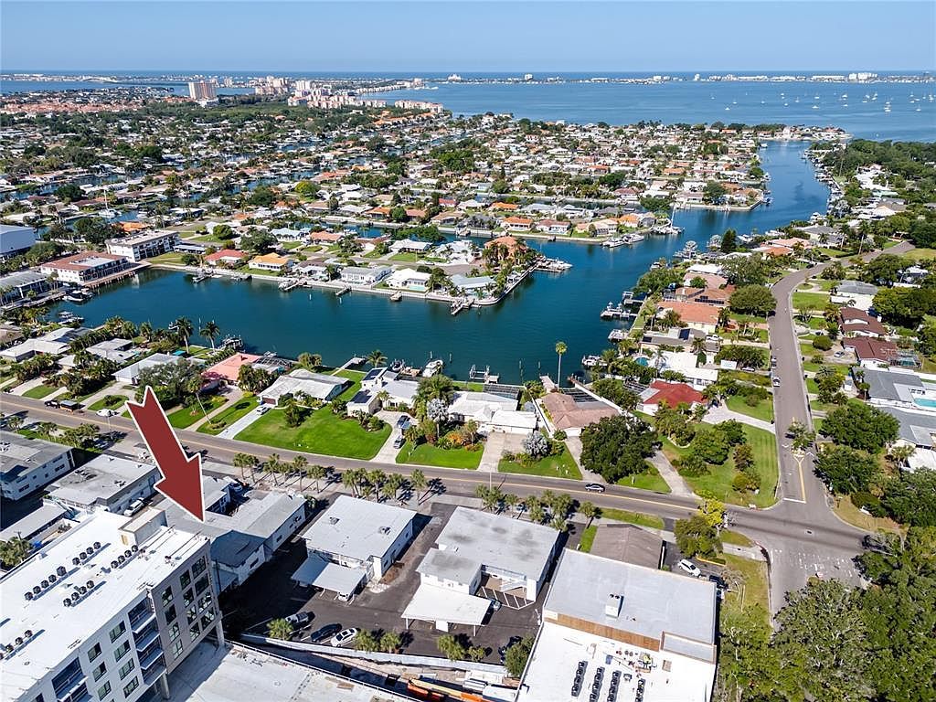 4340 37th St S APT 7 Saint Petersburg, FL 33711 - Thumbnail 2