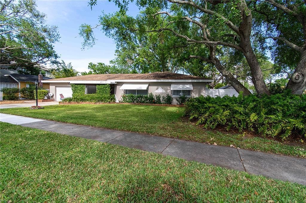 6801 5th St N Saint Petersburg, FL 33702 - Thumbnail 2