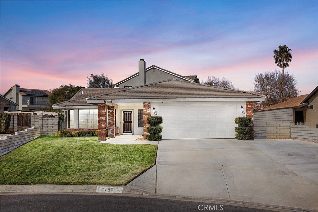 12790 Amberwood Ln Victorville, CA 92395 - Thumbnail 2