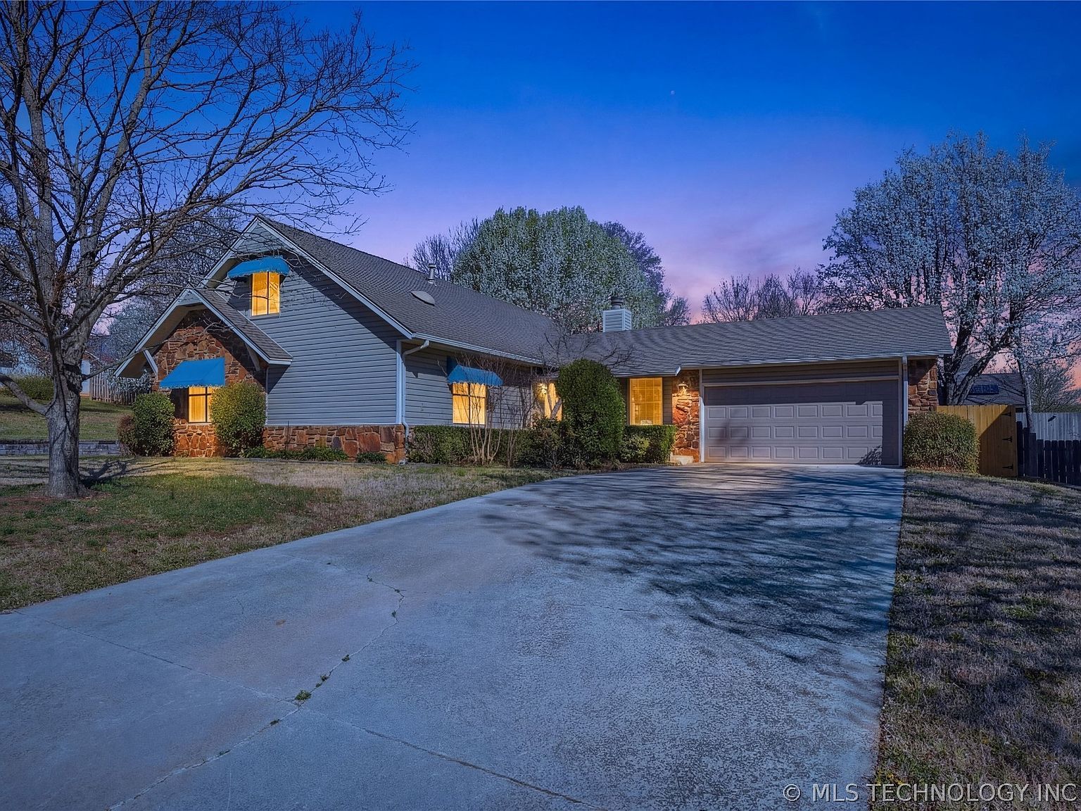 1711 Valley Rd Sapulpa, OK 74066  | Single Family