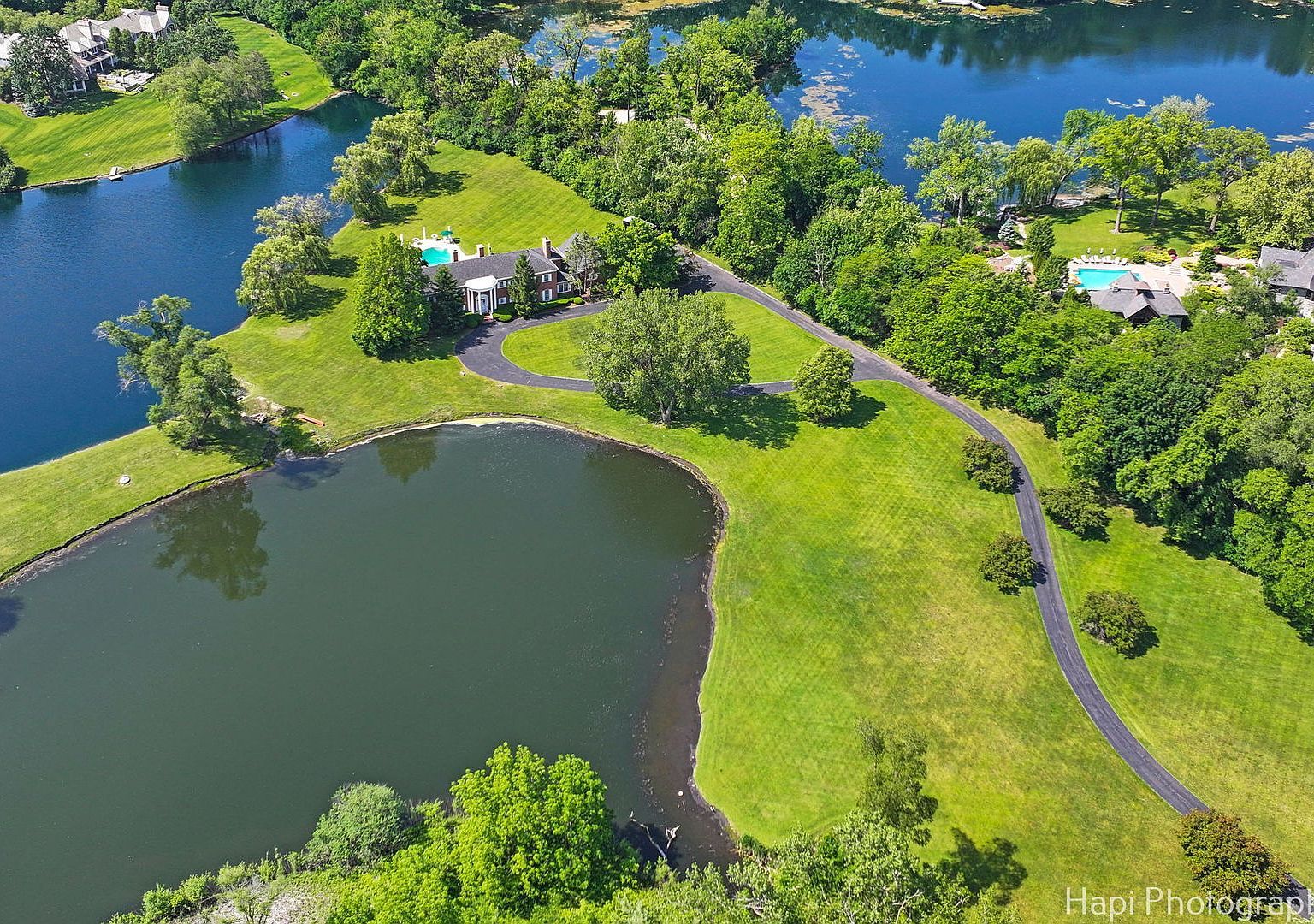 7 Three Lakes Rd Barrington, IL 60010 - Thumbnail 2