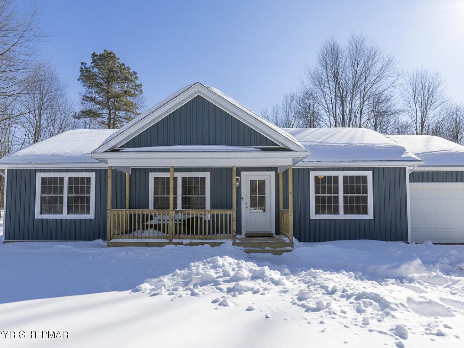 201 Sun Valley Dr Blakeslee, PA 18610 - Thumbnail 2