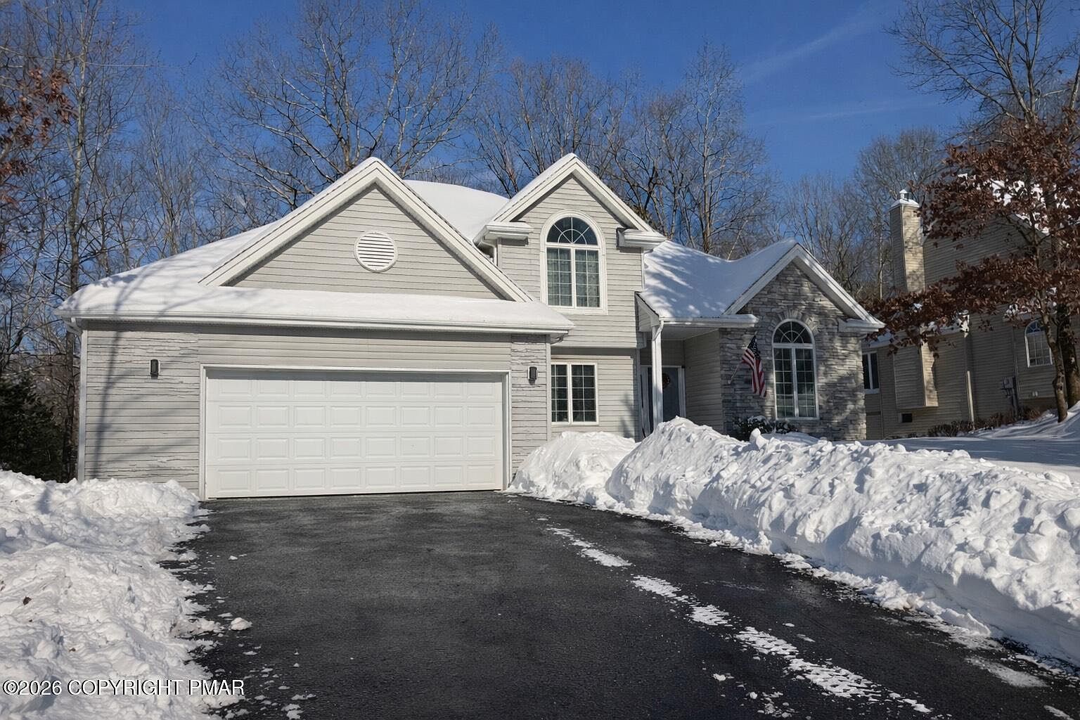 207 Hawks Nest Rd East Stroudsburg, PA 18302 - Thumbnail 2