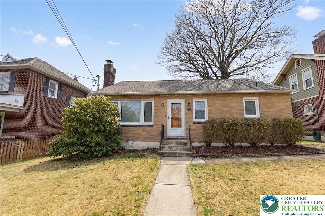 345 8th Ave Bethlehem, PA 18018  | Single Family