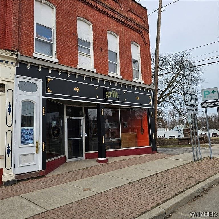 12 Main St Middleport, NY 14105 - Thumbnail 2