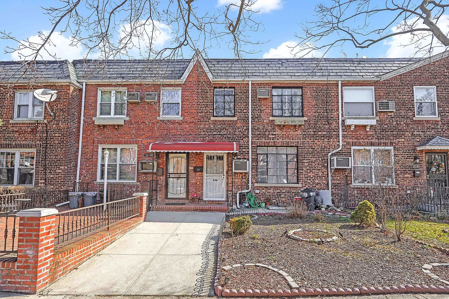 2143 80th St Flushing, NY 11370 - Thumbnail 2