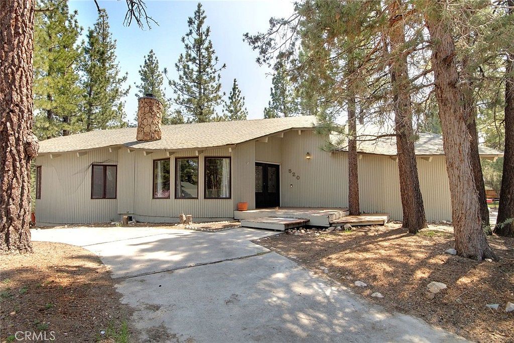 520 Pinewood Ct Big Bear City, CA 92314 - Thumbnail 2