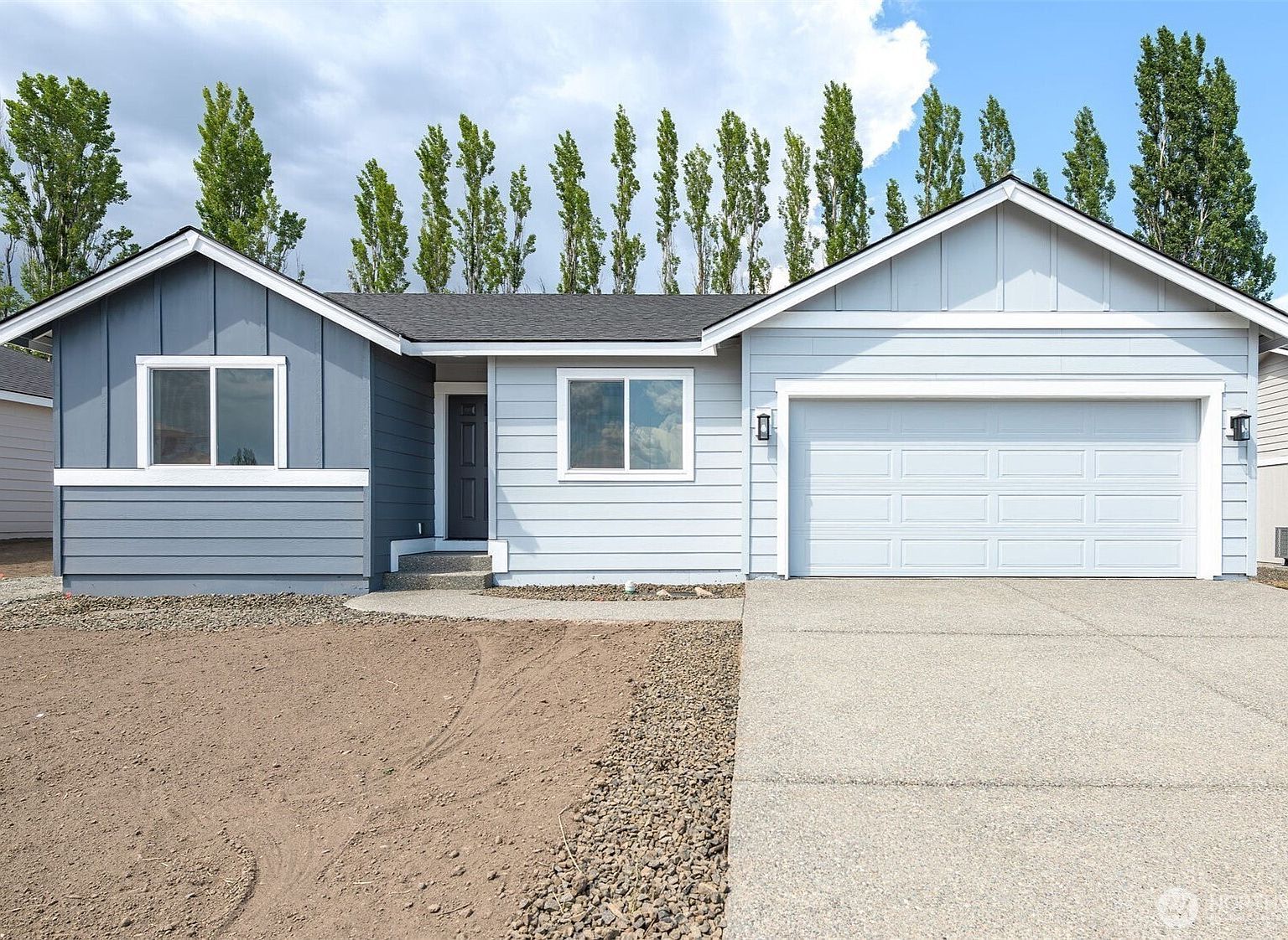 431 Pear Dr Tieton, WA 98947 - Thumbnail 2