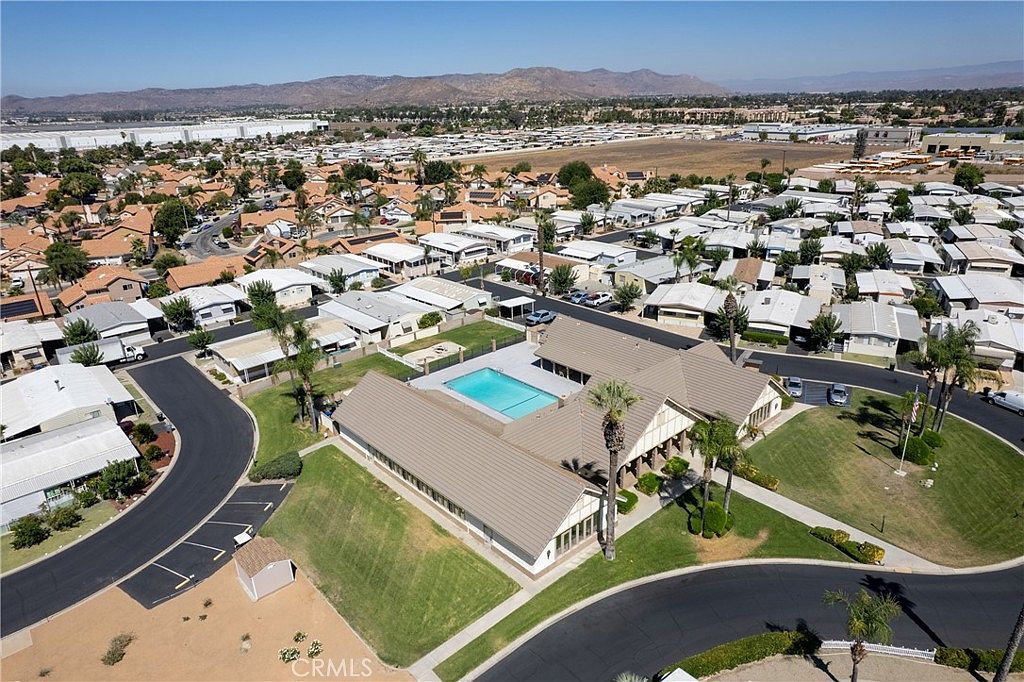 575 S Lyon Ave Space 110 Hemet, CA 92543 - Thumbnail 2