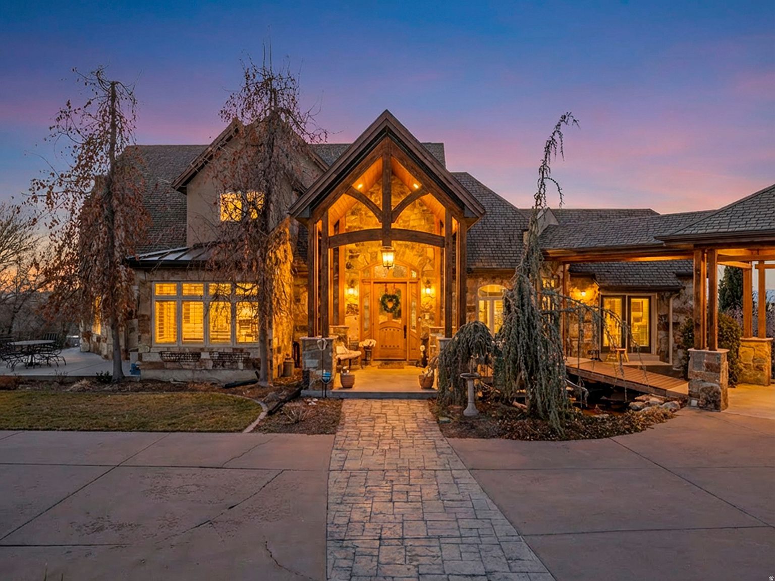 861 N 1100 E Pleasant Grove, UT 84062, 84062