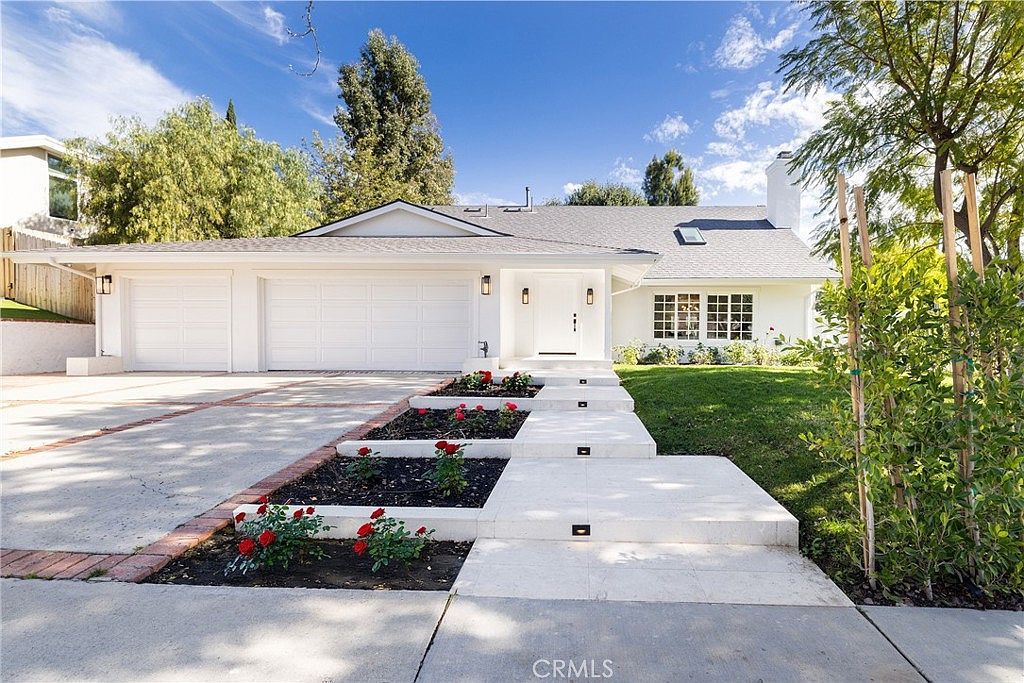 5204 Ambridge Dr Calabasas, CA 91301 - Thumbnail 2