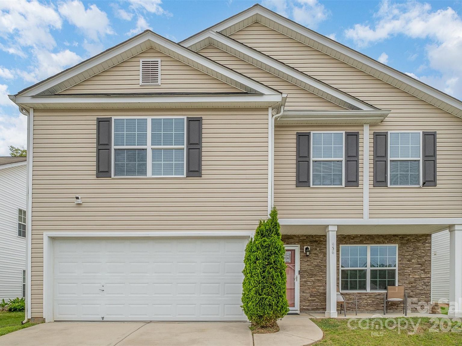 956 Sundance Dr Gastonia, NC 28054 - Thumbnail 2