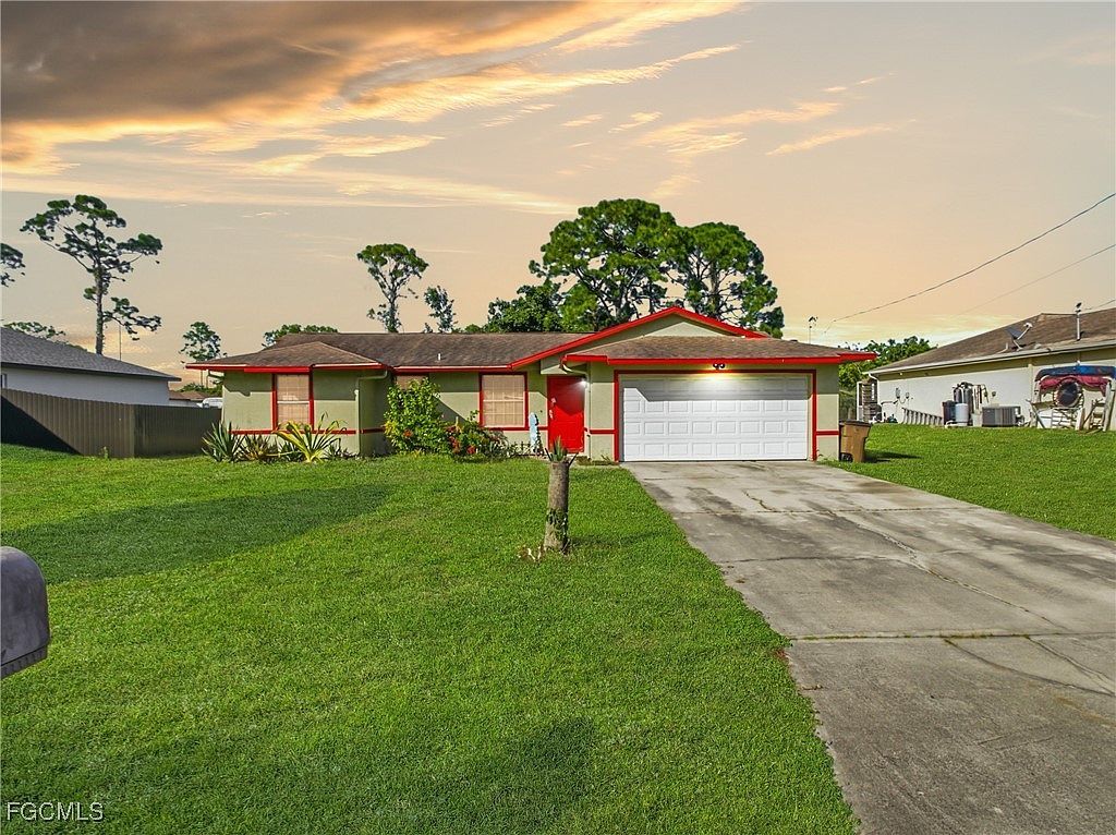 2802 2nd St SW Lehigh Acres, FL 33976  | Single Family