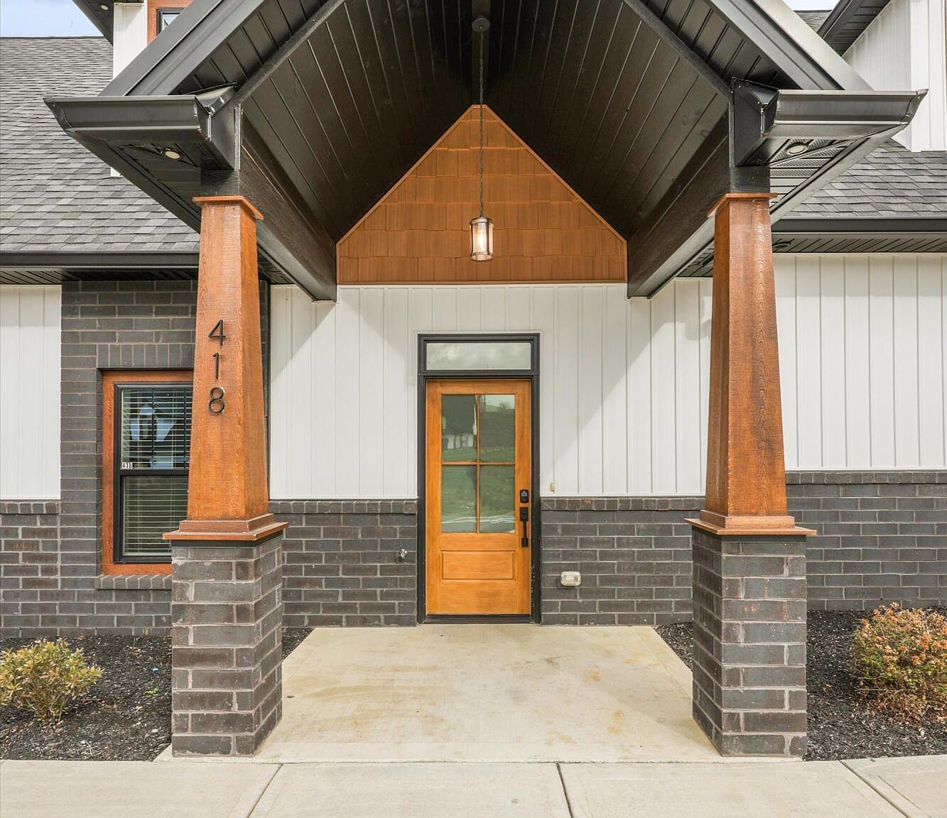 418 Fleeta Williams Way Sevierville, TN 37862 - Thumbnail 2