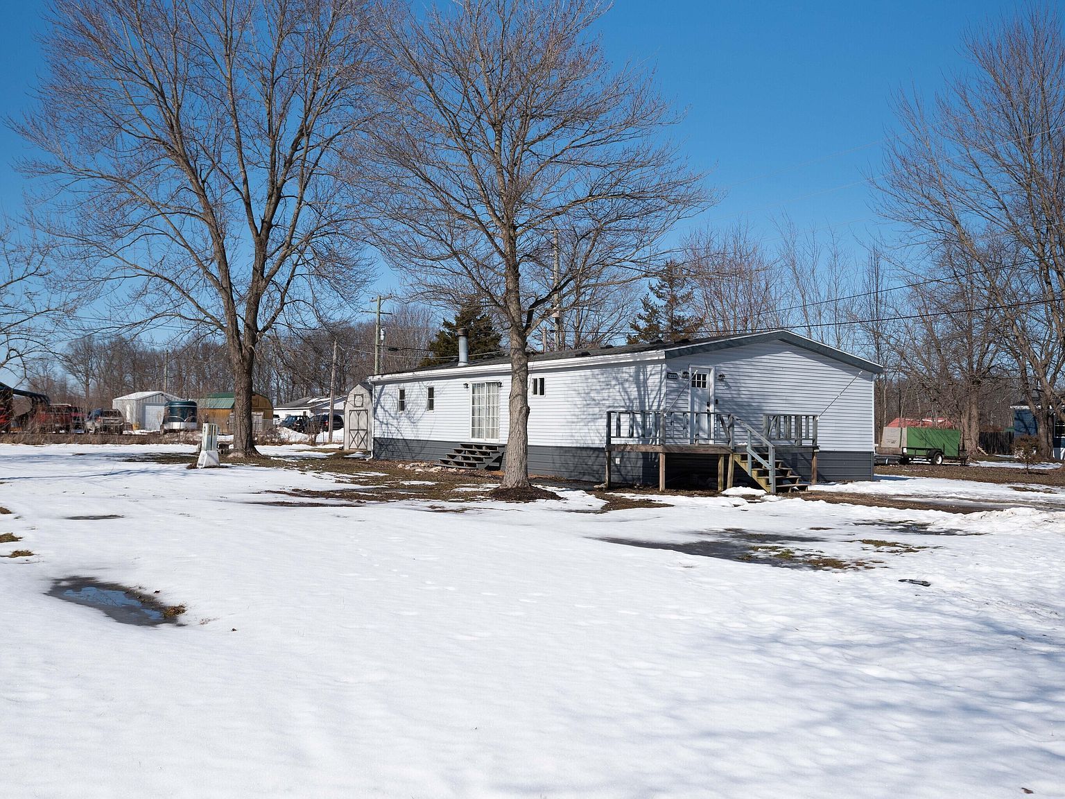 1464 Hawthorne Dr North Vernon, IN 47265 - Thumbnail 2