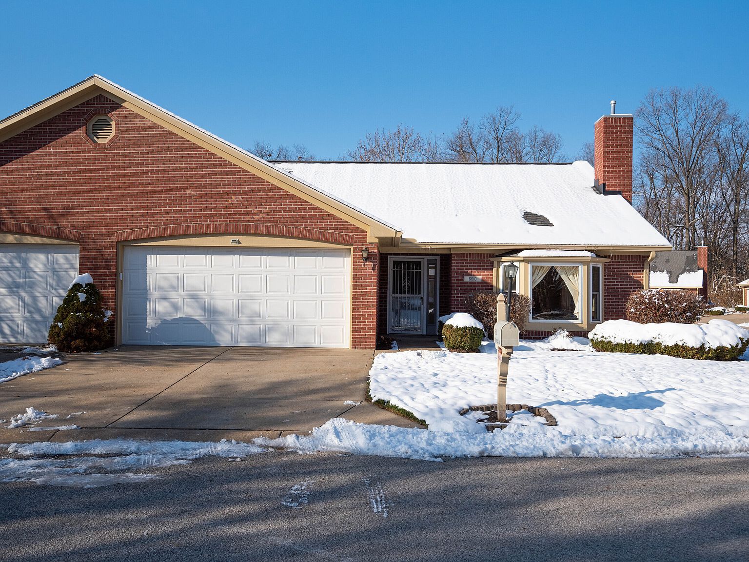 6510 Waybridge Ct Indianapolis, IN 46237 - Thumbnail 2