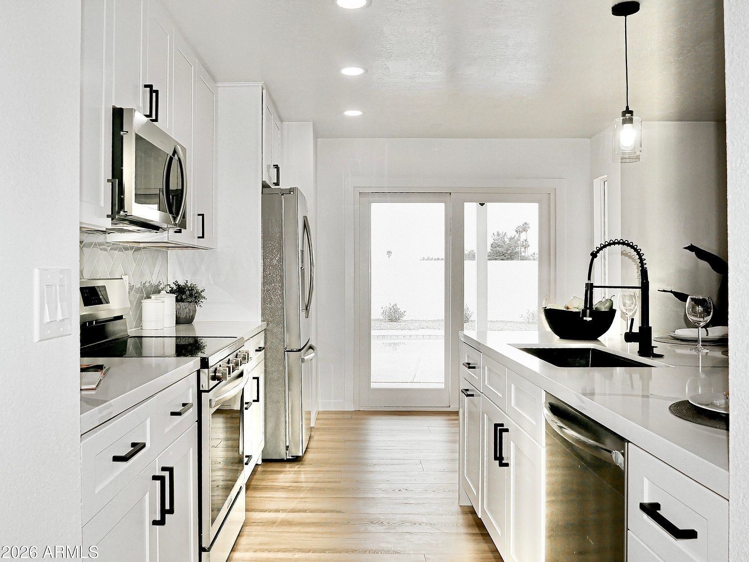 6401 E Eugie Ter Scottsdale, AZ 85254 - Thumbnail 2