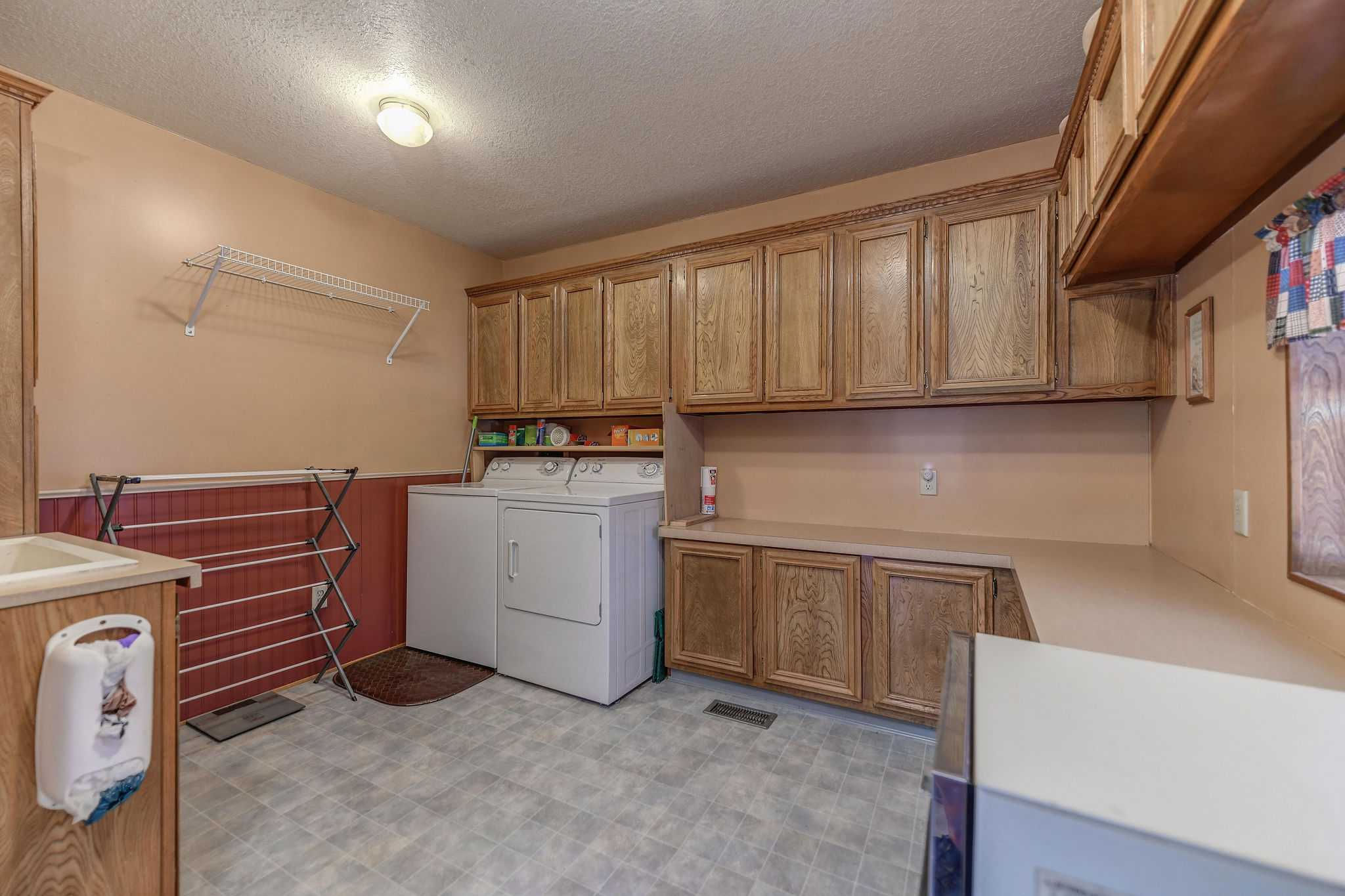 17300 Lueders Ct, Fiddletown, CA 95629 - Thumbnail 3